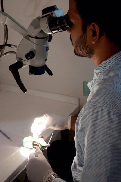 dr-adarsh-ms-chamarajpet-dentist dr-adarsh-ms-chamarajpet-dentist